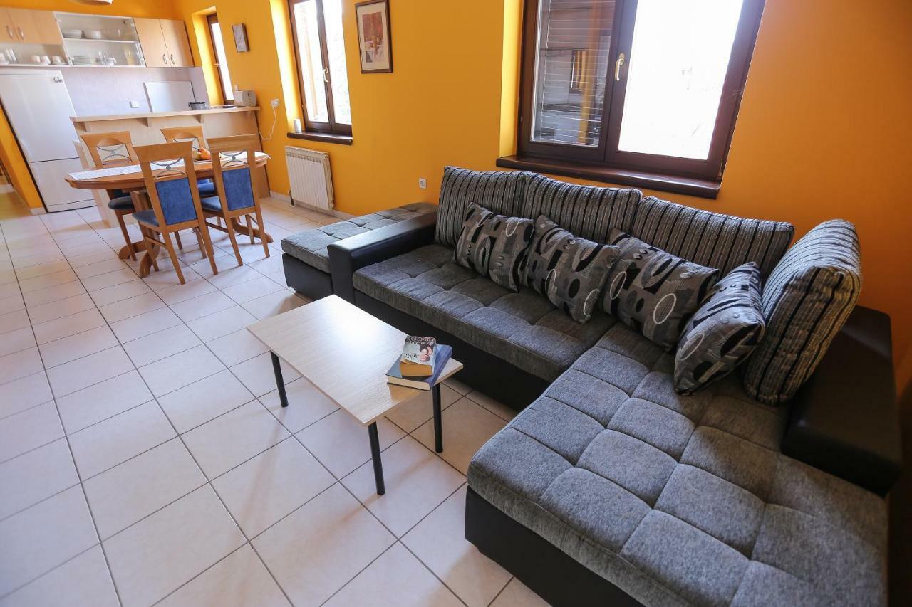 Apartment Sunny Place Póla Kültér fotó